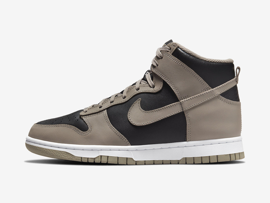 Nike Dunk High Moon Fossil (W)