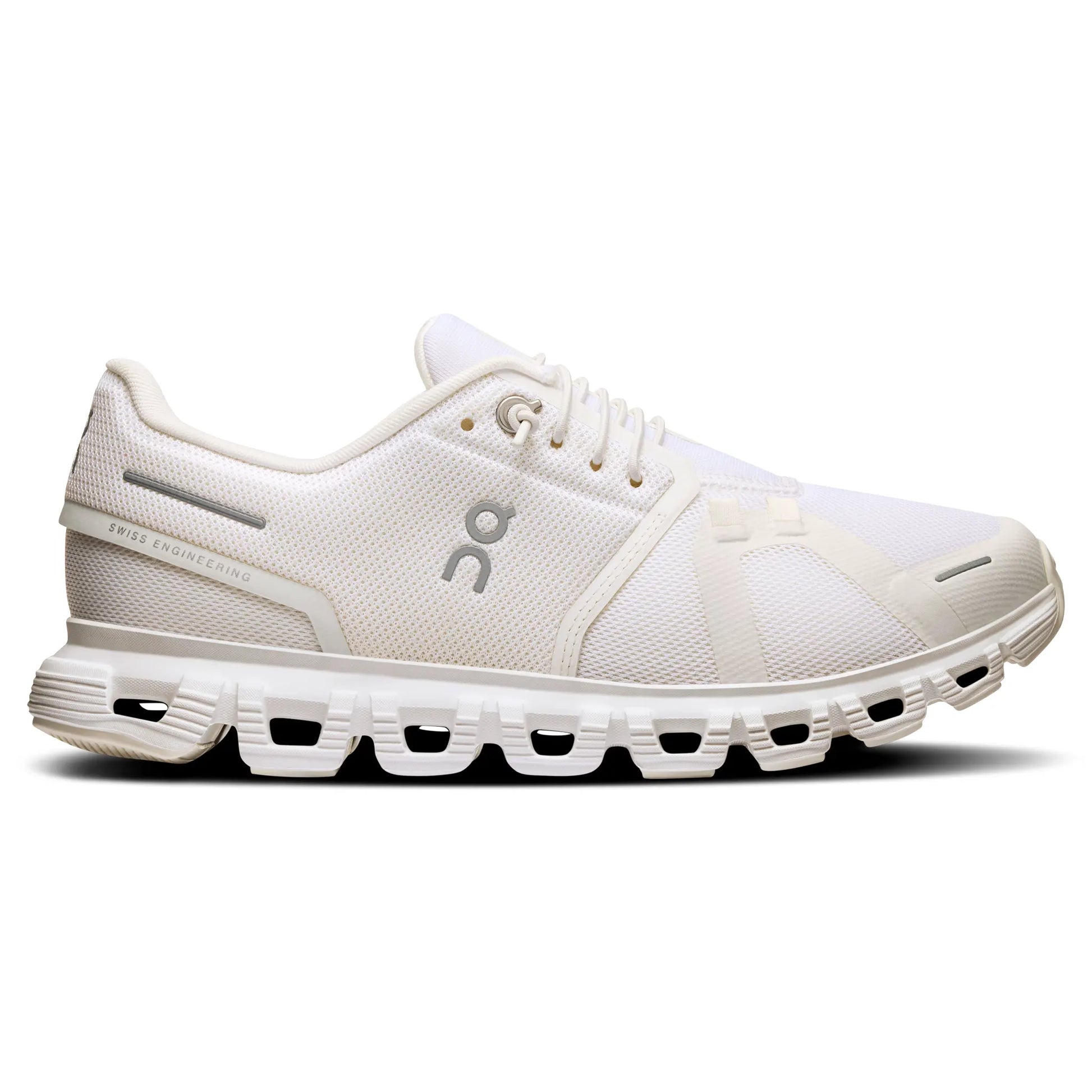 On Running Cloud 6 All White (W)